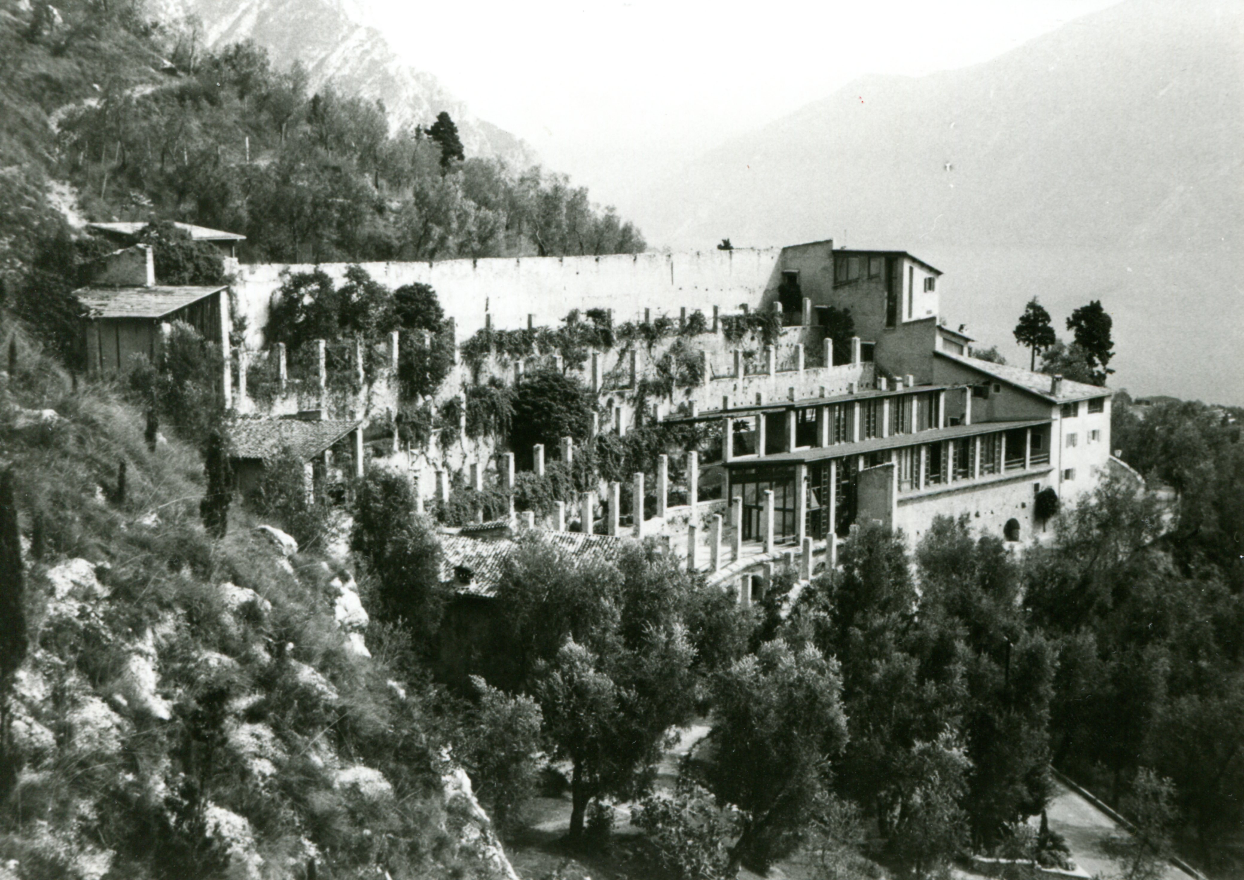 2 - Limone sul Garda, il Teseul.jpg